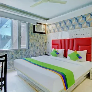 Treebo Trend Smart Signature Hotel New Delhi